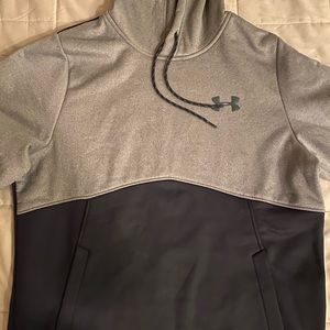 Under armour sweatshirt